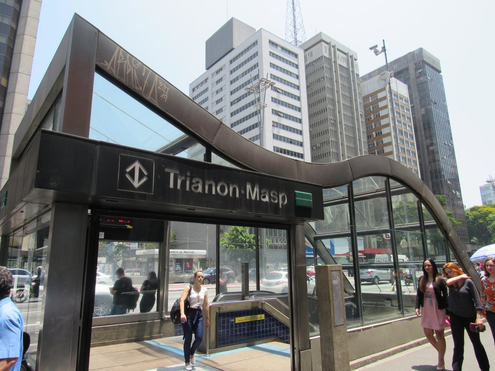 Metro Jardim Paulista fica próximo ao Trianon Masp