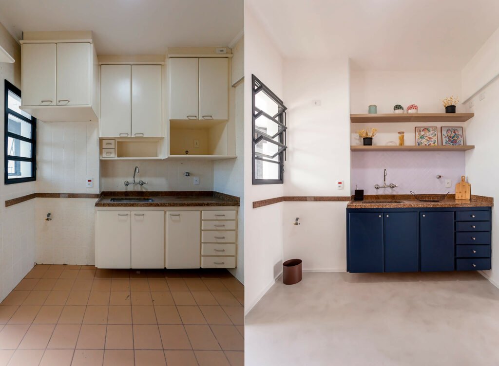 Reforma de Armário de Cozinha antes e depois: os armários sobre a pia foram substituídos por prateleiras e o gabinete foi todo reaproveitado, com envelopamento azul e puxadores novos