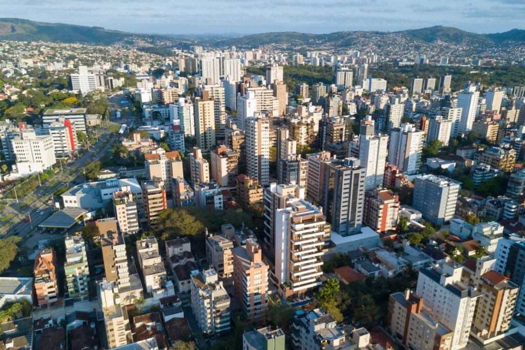 Vista aérea do bairro Petrópolis, em Porto Alegre