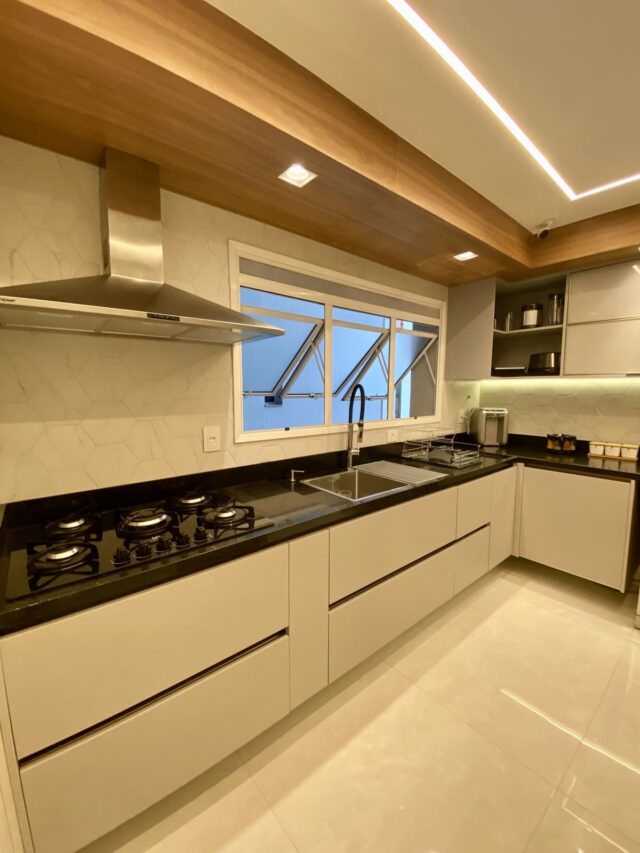 Iluminação de cozinha: saia do convencional - Portal Loft